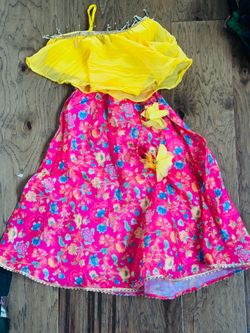 Girls dress