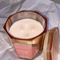 Candle (Vanilla Sugar Scent)