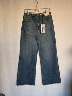 BCBGeneration Women's Floral Studded Blue Jeans - High Rise Wide Leg - 11/30 - NWT