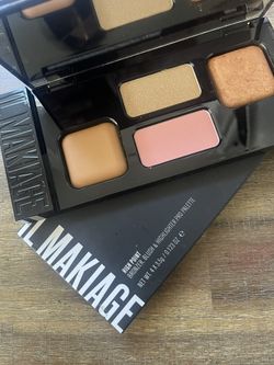 IL Makiage Bronzer, Blush, Highlighter Pro Pallet