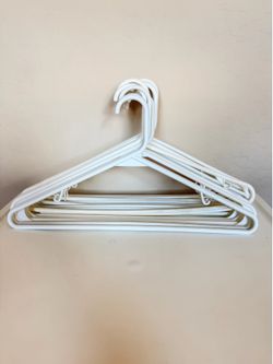 16 White Hangers