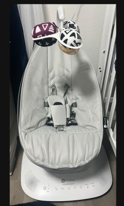 MamaRoo Multi-Motion Baby Swing