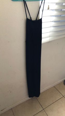 Slim Black Dress With Slit