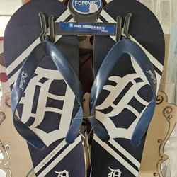 Ladies D Flip Flops. New. Size 9/10