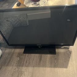 FREE 43” In Samsung TV With Roku