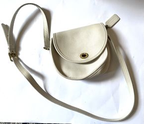 Chalk Pebbled Coach Shoulder Bag