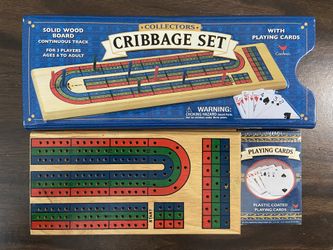 Brand New Cardinal Collectors Cribbage Set w/Playing Cards. Solid Wood Board w/Tin Case