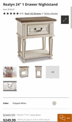 Ashley Realyn 24" 1 Drawer Nightstand