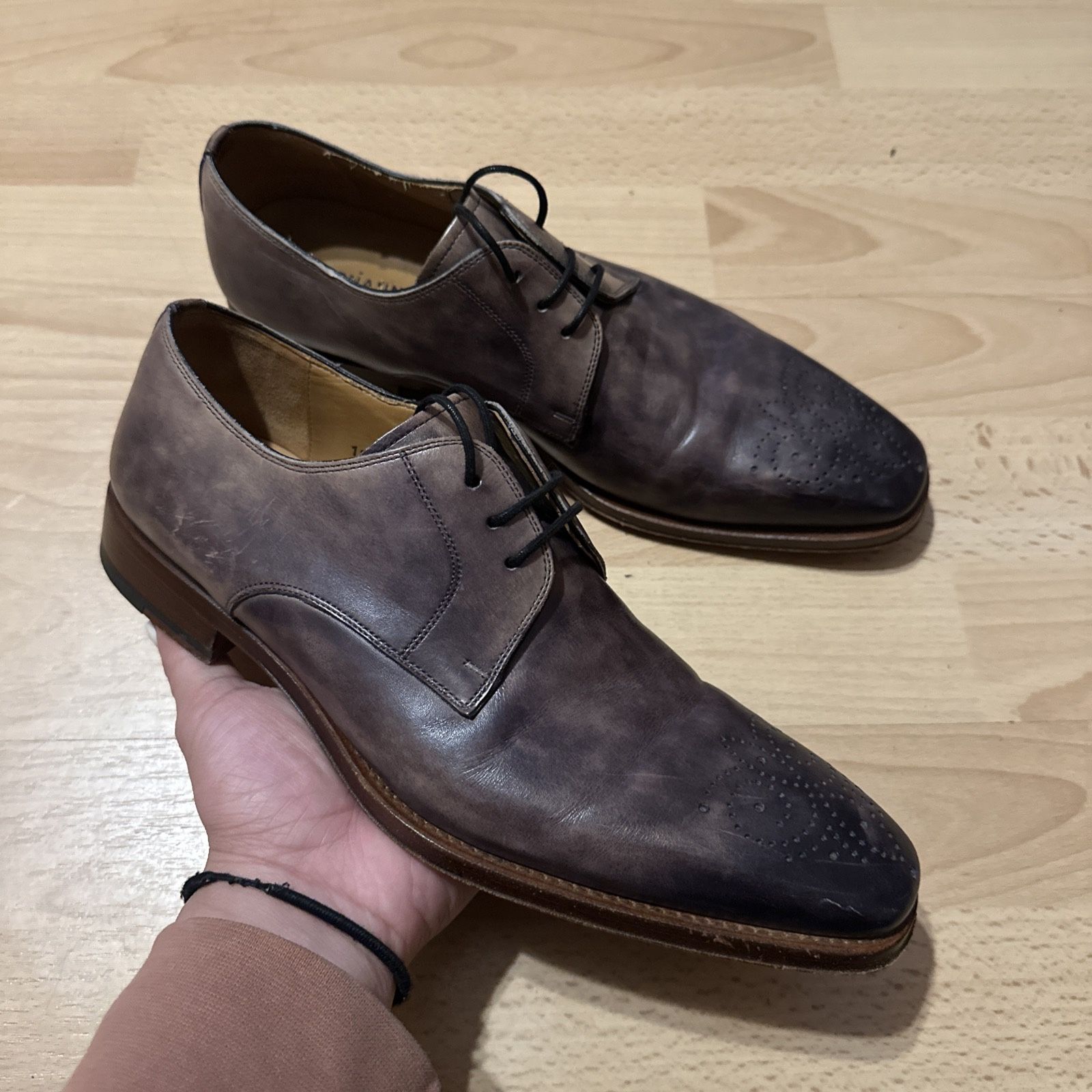 Magnanni Gerardo Medallion Mens 7 M Knight Gray Leather  display picture 1