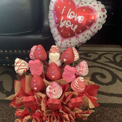 Valentine’s Day Arrangements Available