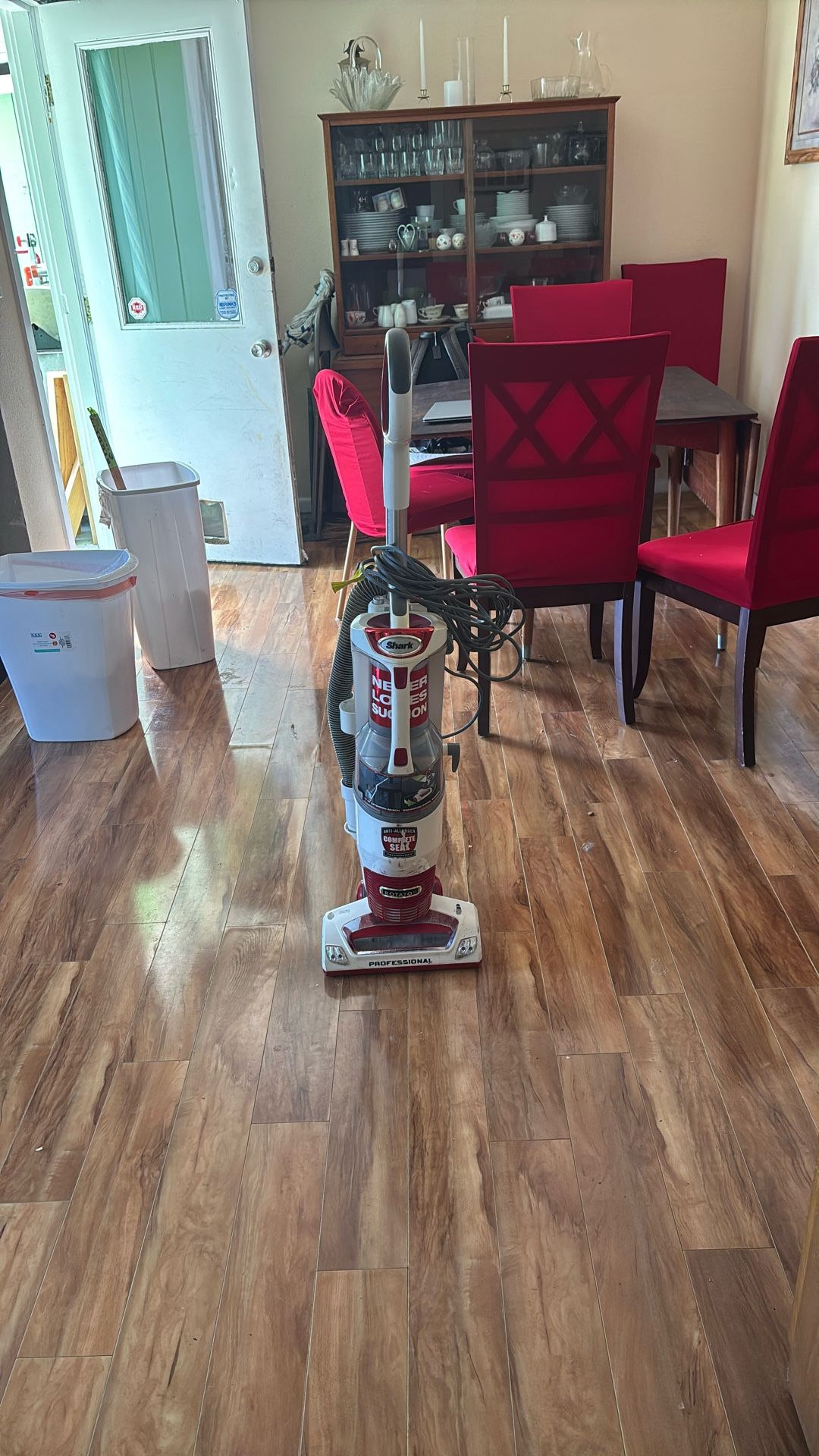 perfect working vacuum shark 