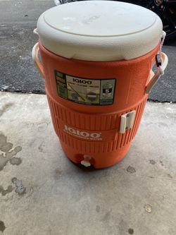 Igloo Cooler