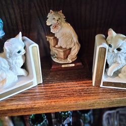 Porcelain Set Of Cat Bookends Old Perfect Set 80 Or Close Offer