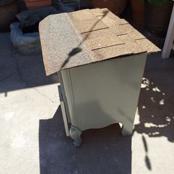 Dog House Or  Small Dog House 