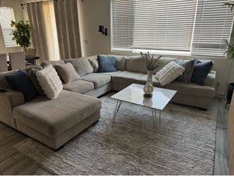 Sectional Couch and Ottoman
