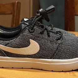 Boy’s Nike SB Portmore II Ultralight Shoes in Black/White 