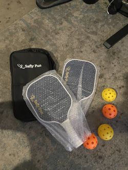 SAFLY FUN Pickleball Paddles Set of 2, T700 Carbon Fiber Pickleball Paddle Sandblasted Surface with Honeycomb Core for Beginners Increased Spin Contro