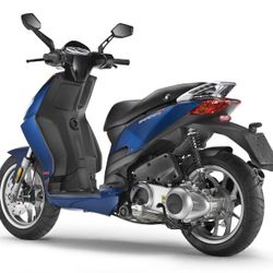 Vespa Motorcycle Gas Powered!