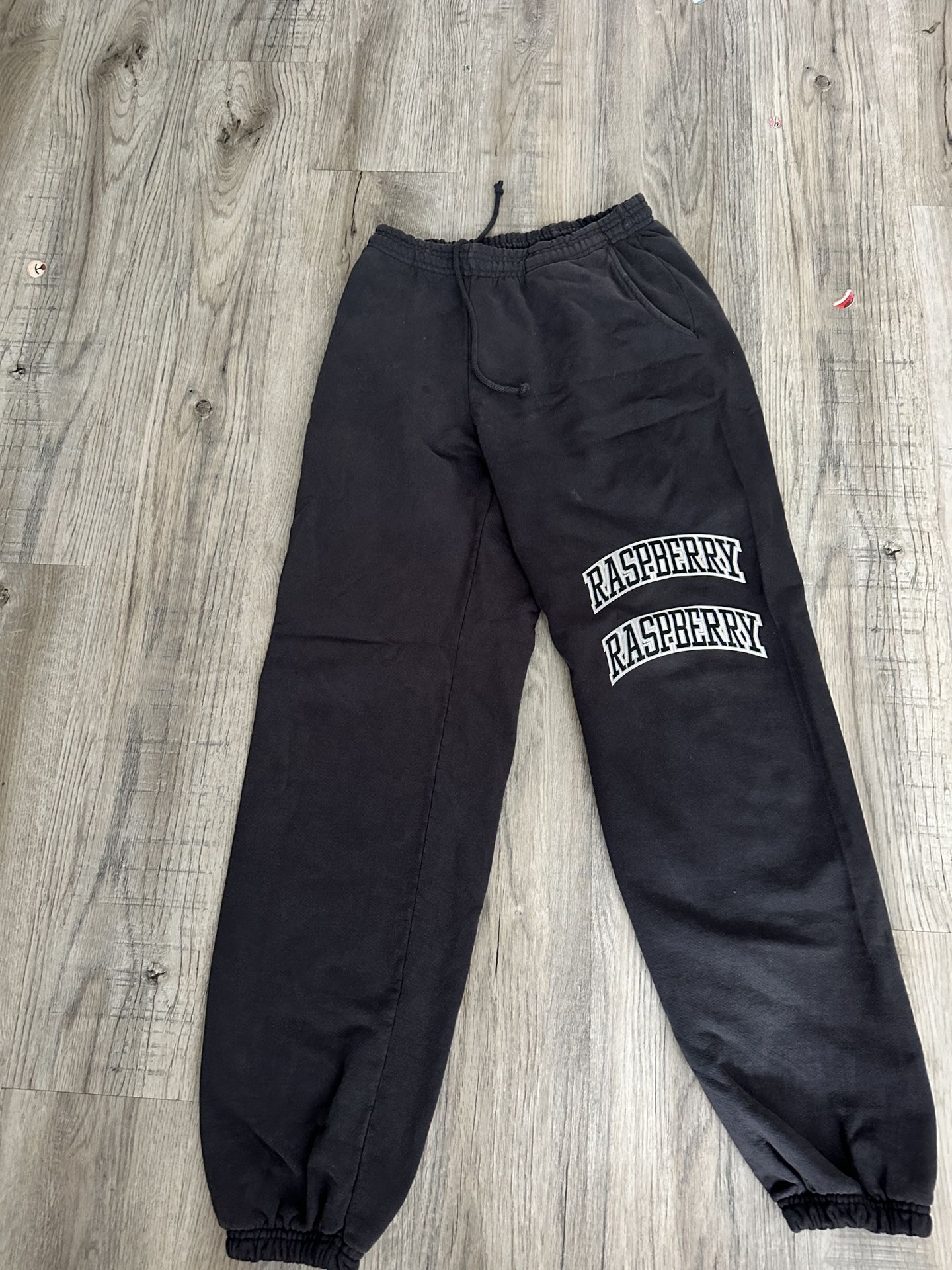 GV Gallery Sweats