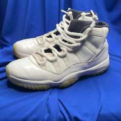 Jordan 11 Legend Blue 