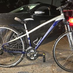 Specialized Expedition Sport & Specialized Crosstrail