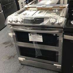 New Scratch And Dent Samsung 5 Burner Gas Stainless Steel Double Oven Slide In Range. 1 Year Warranty 
