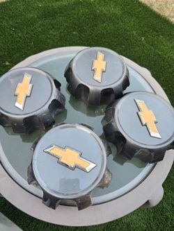 Center caps chevy 8 lugs