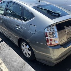 2004 Toyota Prius