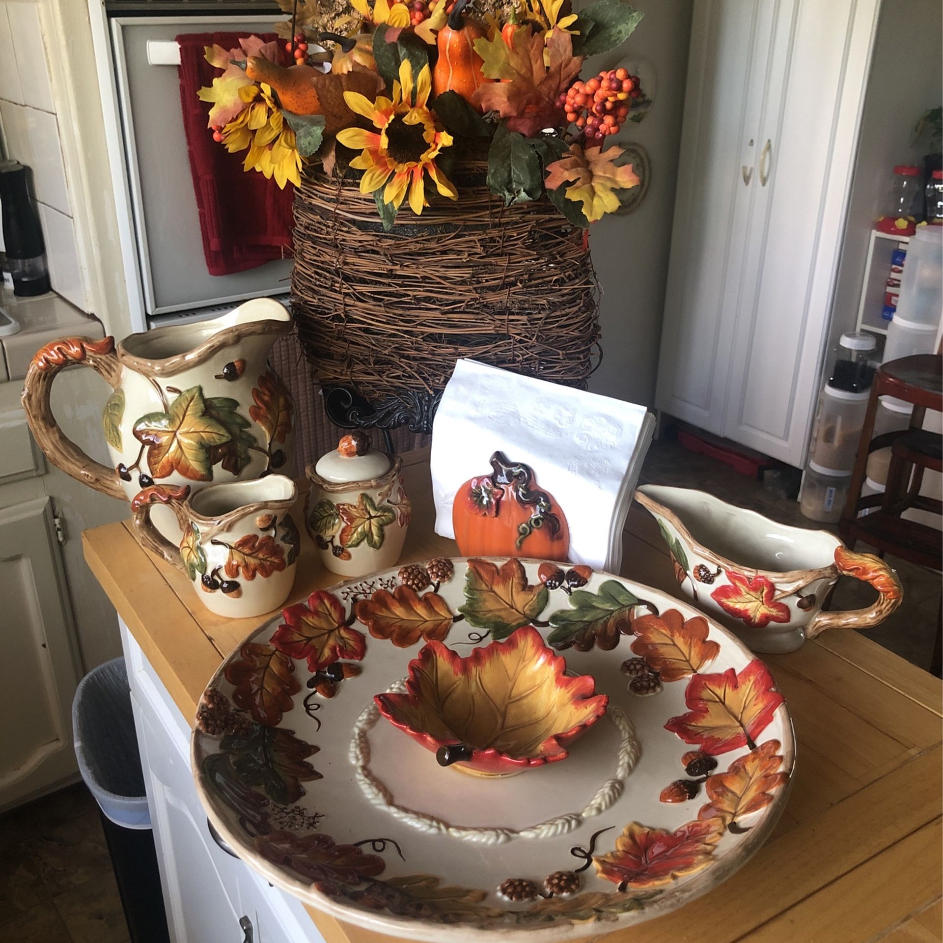 🍁🍂Fall Decor/Serving Set🍂🍁