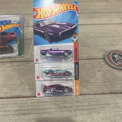 Hot Wheels Super Treasure Hunt 69 Shelby,glory ,Renault 