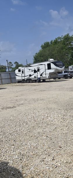 Se Reparan Trailas Techos Piso Carpetat Sercas