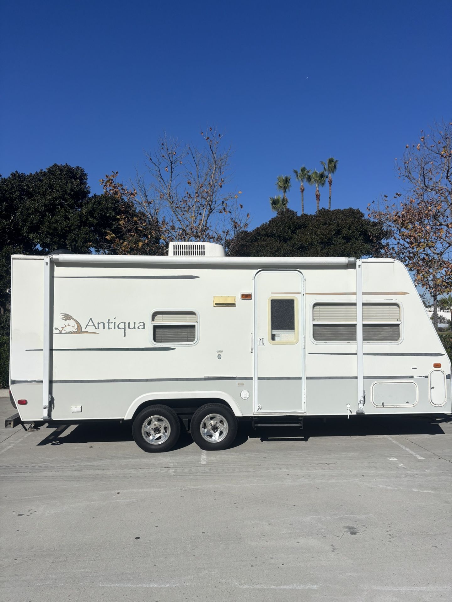 2004 StarCraft 215SB