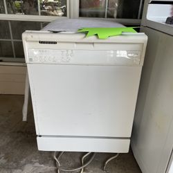 Whirlpool Dishwasher 