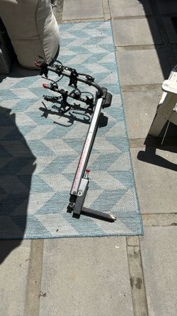 Yakima Four Bike Folding Rack Car Carrier