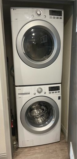 LG Front Load Washer & Gas Dryer Set Matching White only used maybe 20 times.