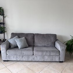 City Furniture Gray Sleeper Sofa