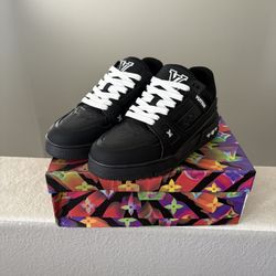 Black Lvs