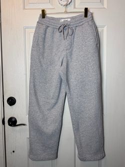 Hollister Grey baggy Sweatpants Size Small