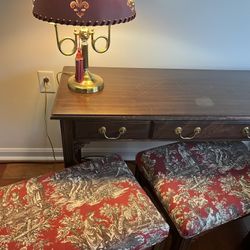 Console Table With Matching Ottoman Stools/Matching Pillows, Tablecloth And Curtains
