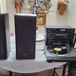Onkyo Stackable Stereo System With Sony SS-B3000 Speakers