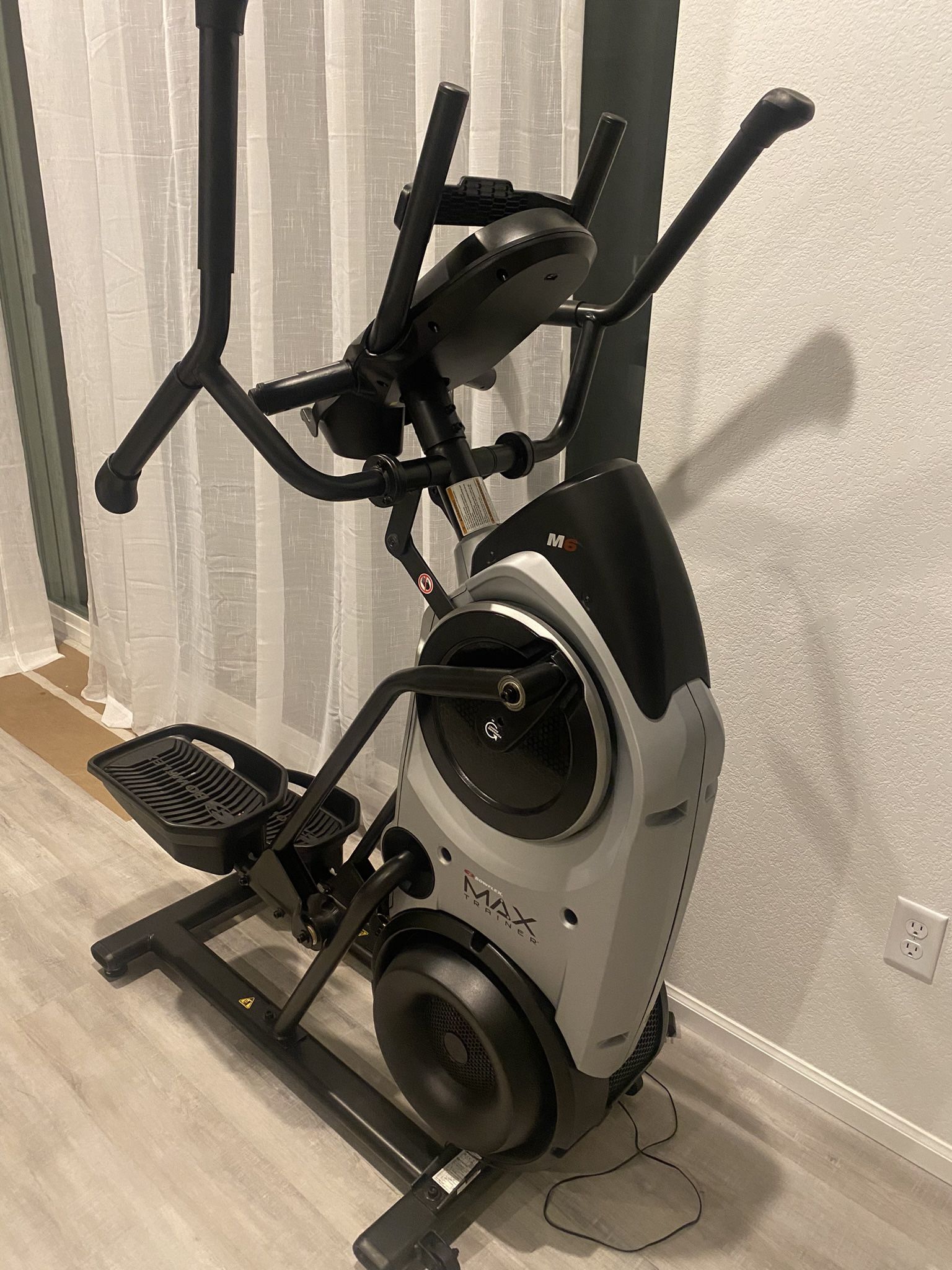 Eliptical Gym Equipment