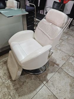Hydrologic Styling Chair