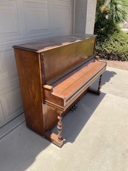 W. W. Kimball Piano