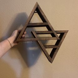Triangular Crystal Shelf
