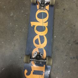 Thunder Team Trucks Skateboard 