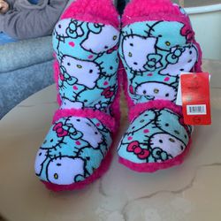 Hello Kitty Sherpa Slippers Size Kids 11/12 New With Tags