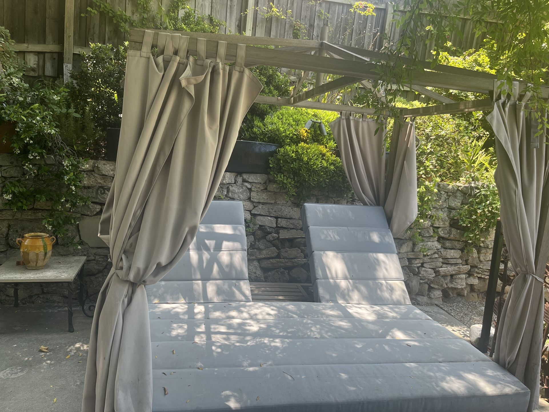 Madera Outdoor Daybed With Canopy