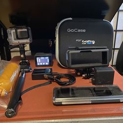 GoPro Hero 6 Come With Xtra Comes With 128gb SD In Great Condition 