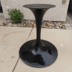 TULIP DINING TABLE STUMP BASE STAND