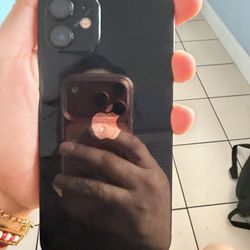 iPhone 12 UNLOCKED NEW